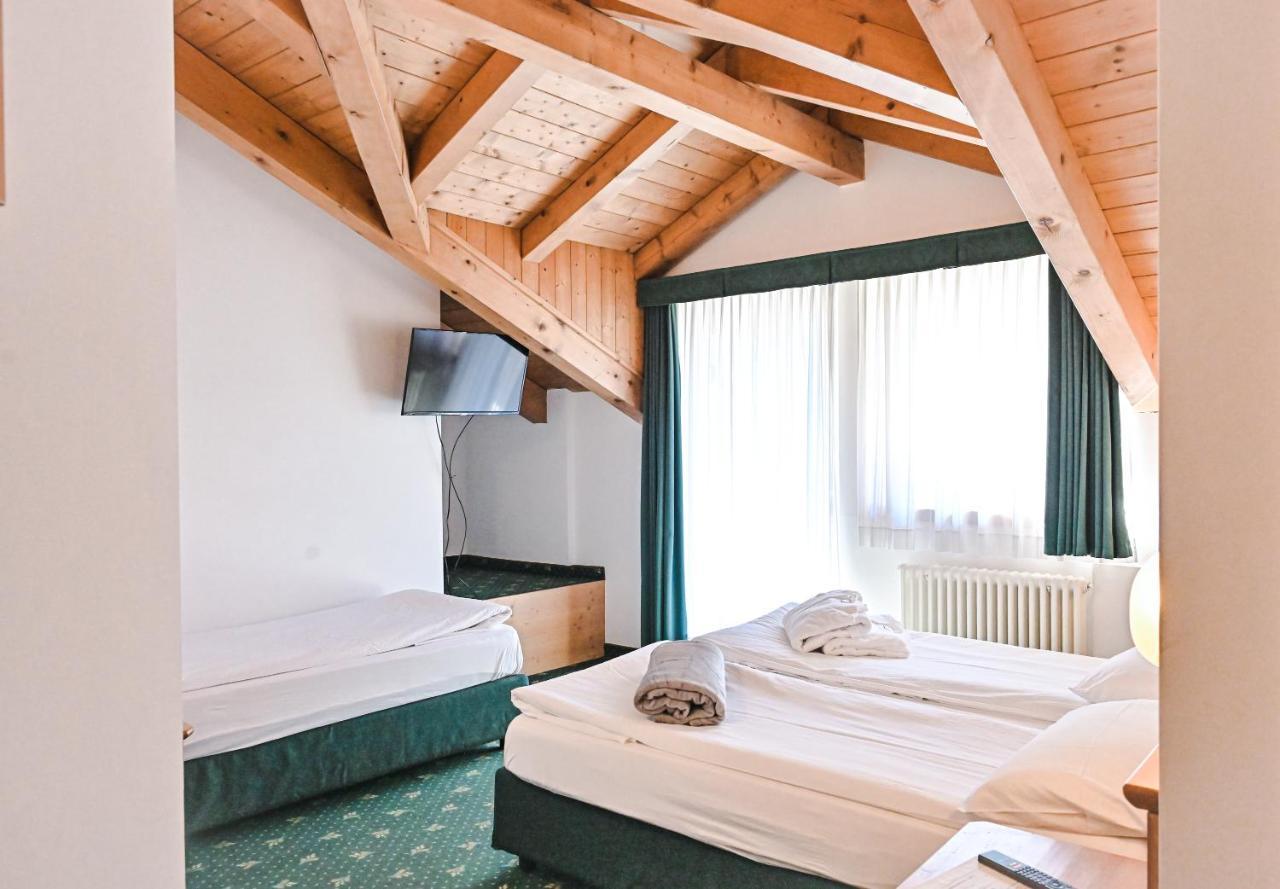 Alp Hotel Dolomiti Dimaro Eksteriør billede