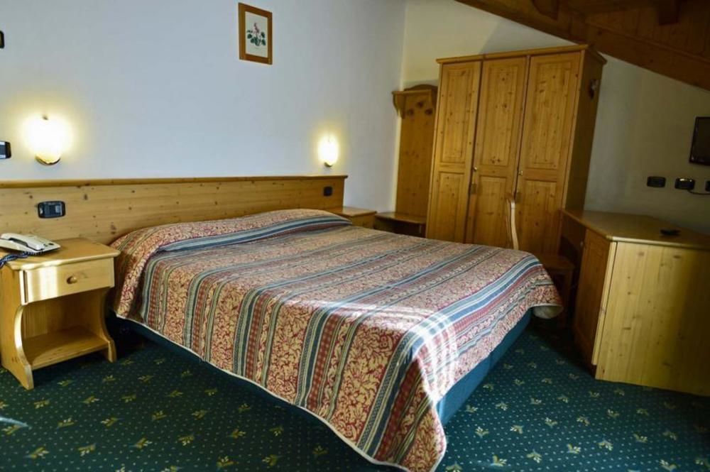 Alp Hotel Dolomiti Dimaro Eksteriør billede