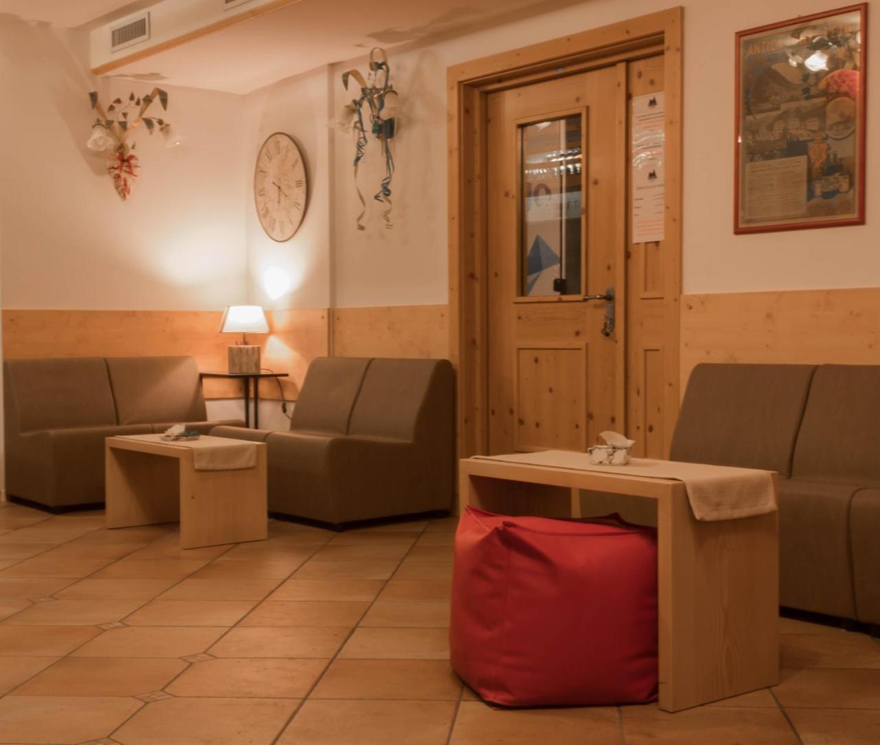 Alp Hotel Dolomiti Dimaro Eksteriør billede